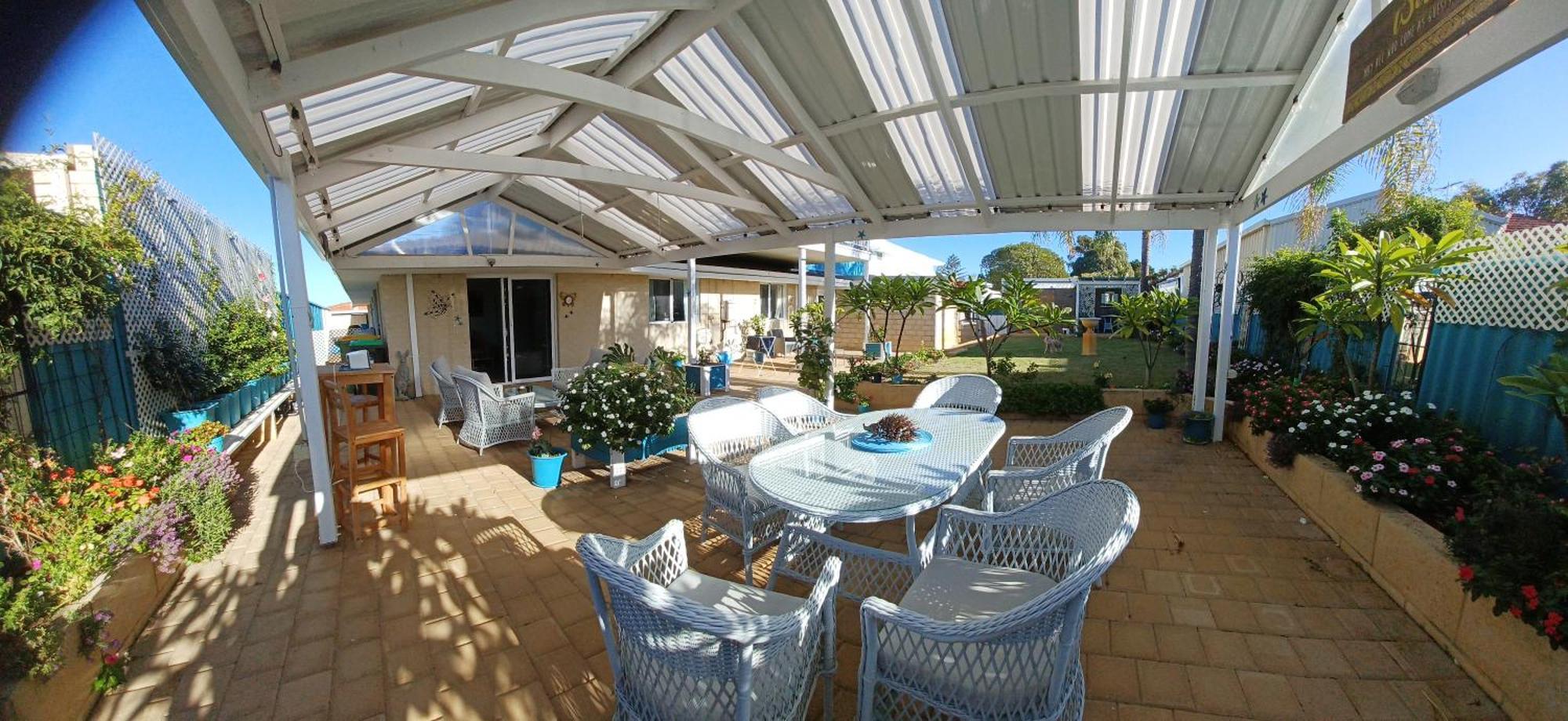 Palm Beach Guest House Rockingham Esterno foto