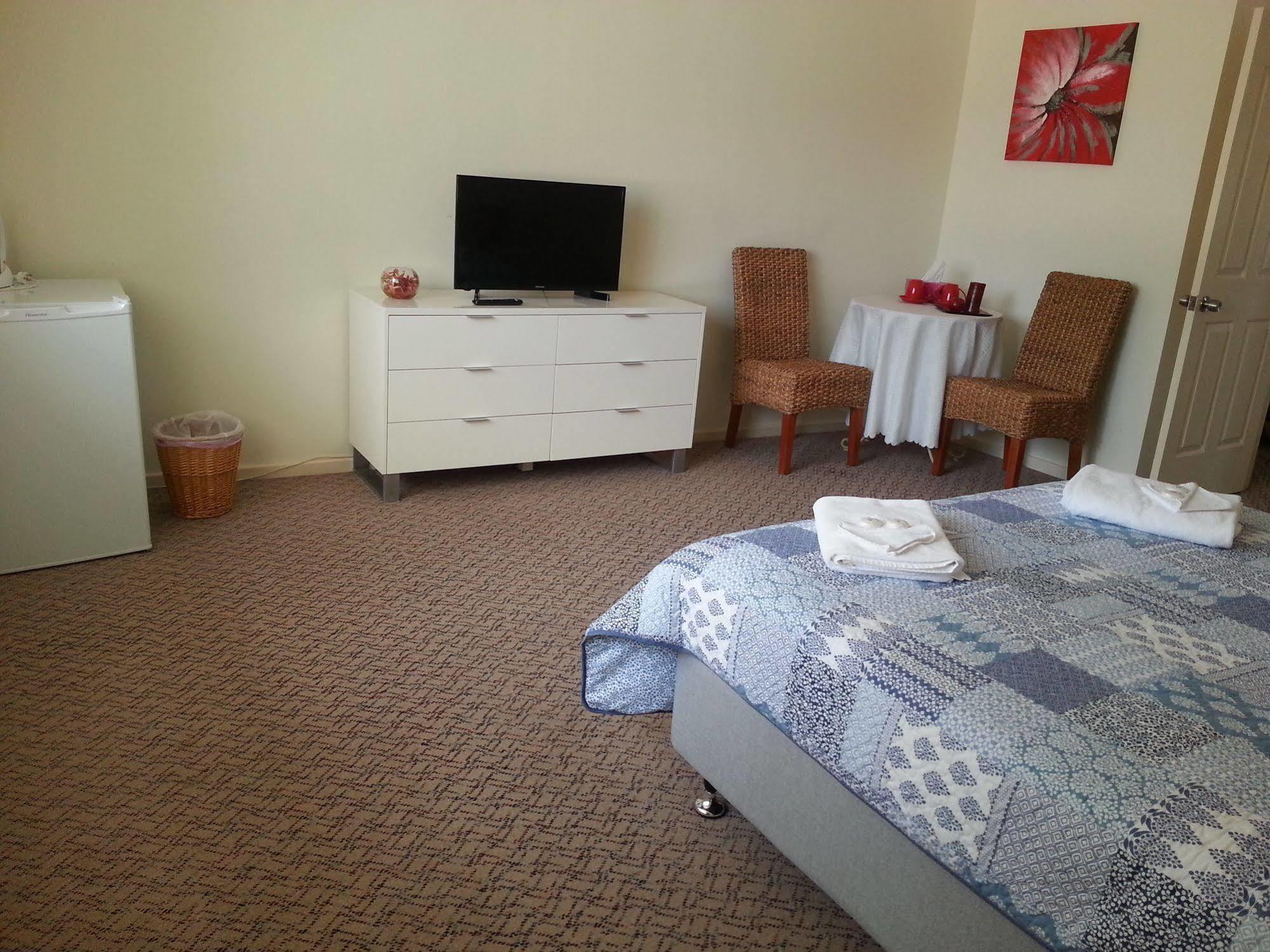 Palm Beach Guest House Rockingham Esterno foto